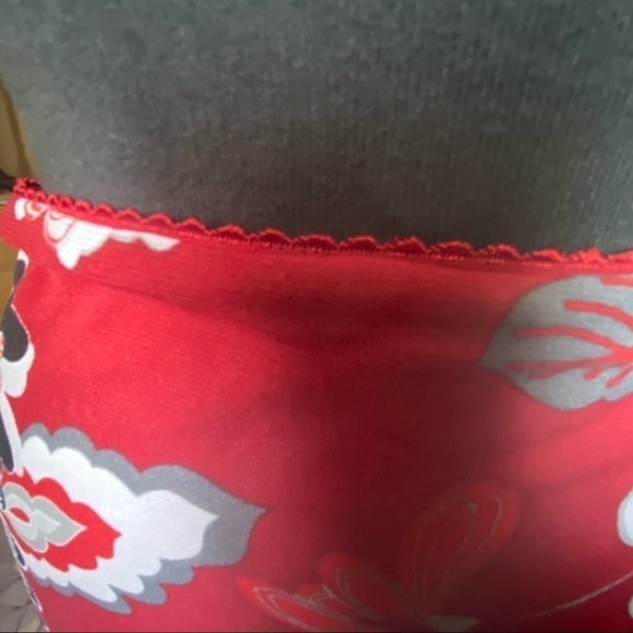 Esprit Skirt Set. Red Black Asian Themed Floral Print. Y2K Vibe - Picture 5 of 7